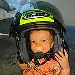 Bicycle Helmet, Sports Equipment, Helmet, Sports Gear, Motorcycle Helmet, Hearing, Headgear, Bambin, Personal Protective Equipment, Fun, Service, Fashion Accessory, Enfant, Baby, Emergency Service, Baby Products, Photography, Baby Carriage, Baby Safety, Personne, Headwear