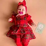 Tartan, Doll, Dress, One-piece Garment, Baby & Toddler Clothing, Jouets, Textile, Sleeve, Rose, Plaid, Plante, Magenta, Fashion Design, Pattern, Waist, Day Dress, Fictional Character, Noël, Baby, Vintage Clothing, Personne, Headwear
