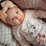 Enfant, Baby, Joue, Bambin, Baby Sleeping, Bedtime, Baby & Toddler Clothing, Personne, Headwear