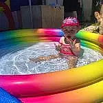 Eau, Outdoor Recreation, Rose, Leisure, Swimming Pool, Aqua, Recreation, Bambin, Bathing, Beauty, Fun, Goggles, Chapi Chapo, Magenta, Games, Nonbuilding Structure, Inflatable, Play, Personal Protective Equipment, Leisure Centre, Personne, Headwear