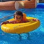 Eau, Bleu, Swimming Pool, Baby Float, Outdoor Recreation, World, Leisure, Bambin, Recreation, Fun, Aqua, Enfant, Baby, Games, Inflatable, Play, Personal Protective Equipment, Nonbuilding Structure, Leisure Centre, Personne