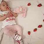 Enfant, Rose, Red, Peau, Joue, Bambin, Textile, Lip, Baby, Bed Sheet, Linens, Heart, Bedding, Stomach, T-shirt, Baby Products, Pajamas, Baby & Toddler Clothing, Play, Personne