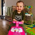 Sourire, Baby Playing With Toys, Baby & Toddler Clothing, Happy, Rose, Bambin, Fun, Enfant, Riding Toy, Bois, Magenta, Hardwood, Event, Wheel, Assis, Baby, Party, Personne, Joy