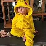 Yellow, Bambin, Fun, Baby, Enfant, Event, Déguisements, Room, Leisure, Baby & Toddler Clothing, Poil, Personne, Headwear