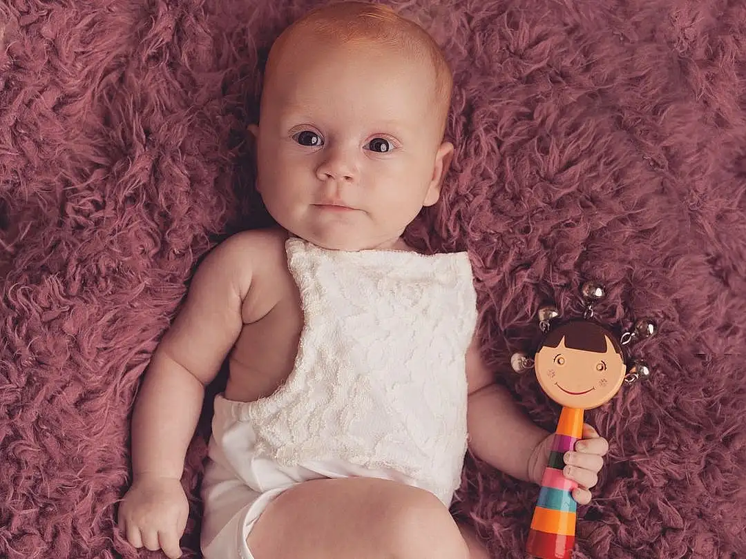 Joue, Peau, Stomach, Human Body, Neck, Baby & Toddler Clothing, Flash Photography, Iris, Thigh, Baby, Knee, Rose, Finger, Chest, Bois, Trunk, Happy, Bambin, Beauty, Human Leg, Personne