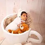 Visage, Tableware, Orange, Jouets, Cup, Drinkware, Baby & Toddler Clothing, Serveware, Comfort, Teddy Bear, Stuffed Toy, Baby, Bambin, Coffee Cup, Peluches, Poil, Happy, Assis, Enfant, Baby Products, Personne